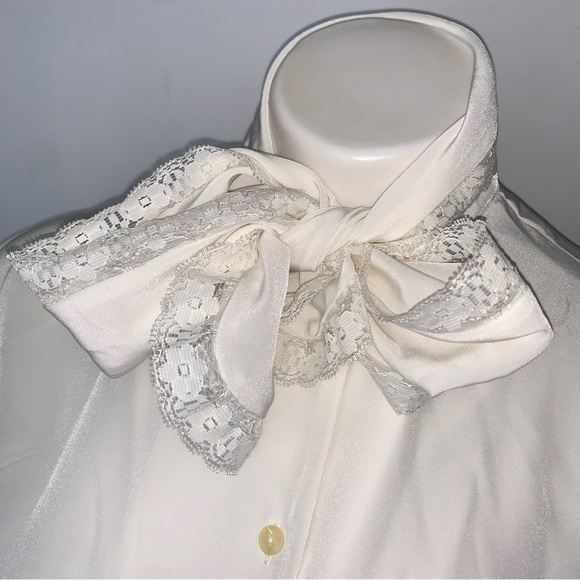 v i n t a g e :: Victorian Lace High Draped Neck Tie Blouse - Picture 4 of 11